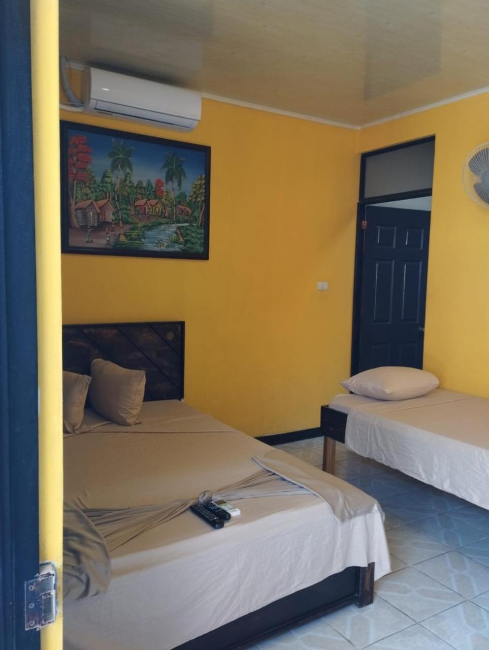 Cabinas Hukats Secret Jungle Puerto Viejo de Talamanca Zewnętrze zdjęcie
