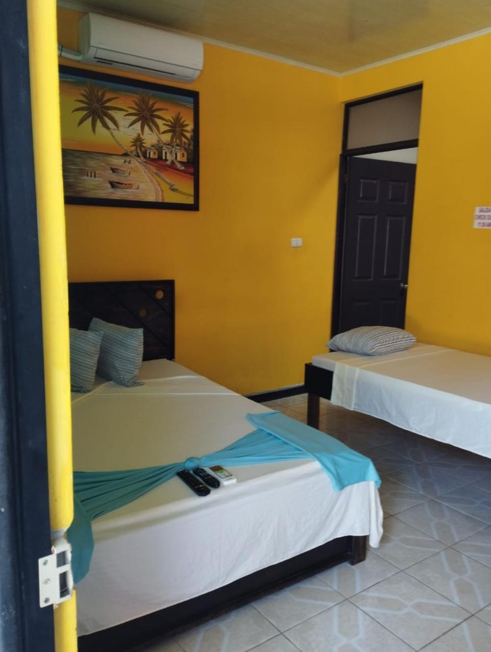 Cabinas Hukats Secret Jungle Puerto Viejo de Talamanca Zewnętrze zdjęcie