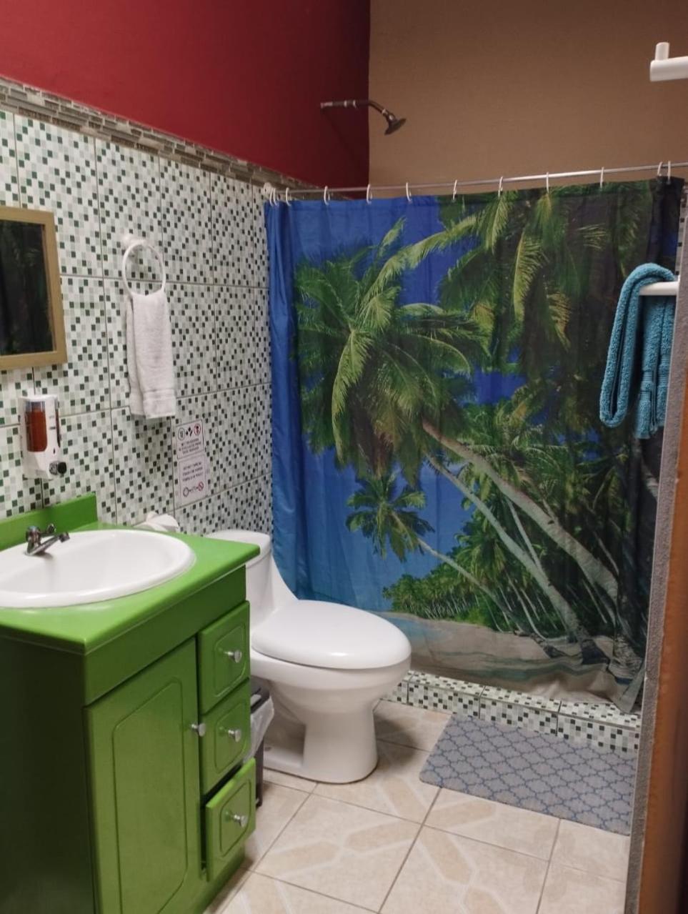 Cabinas Hukats Secret Jungle Puerto Viejo de Talamanca Zewnętrze zdjęcie